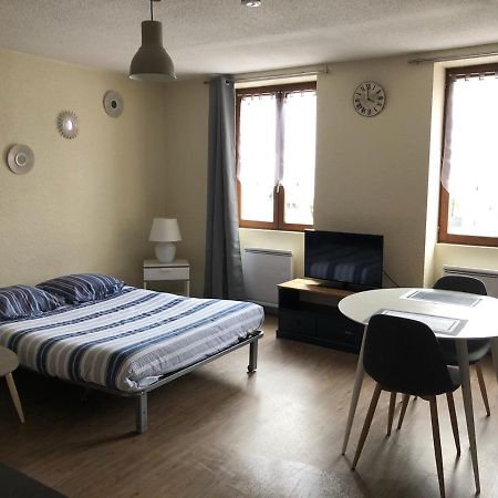 Charmant Studio Au Coeur Du Village De Voreppe Ngoại thất bức ảnh