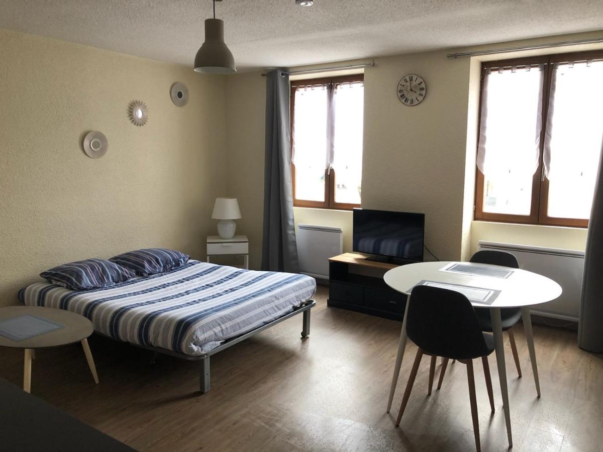 Charmant Studio Au Coeur Du Village De Voreppe Ngoại thất bức ảnh